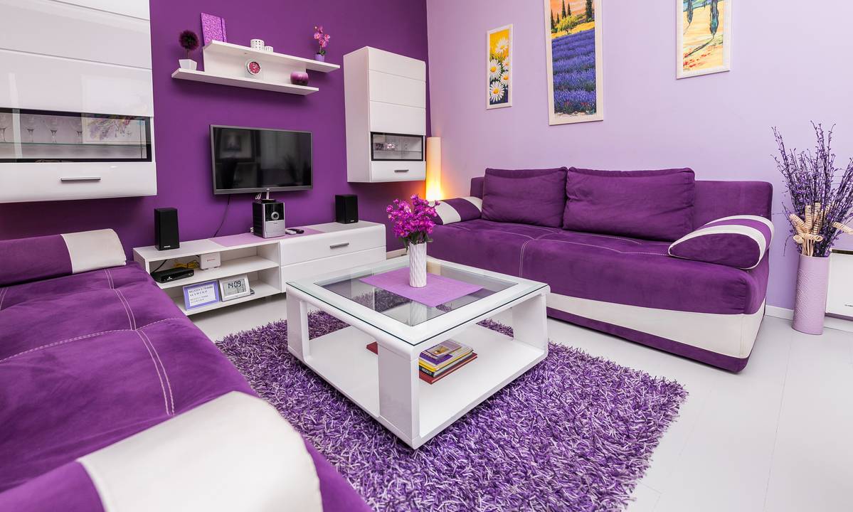 Lila lux - apartman u blizini Hrama Svetog Save, ima 45m2, za 4 osobe.