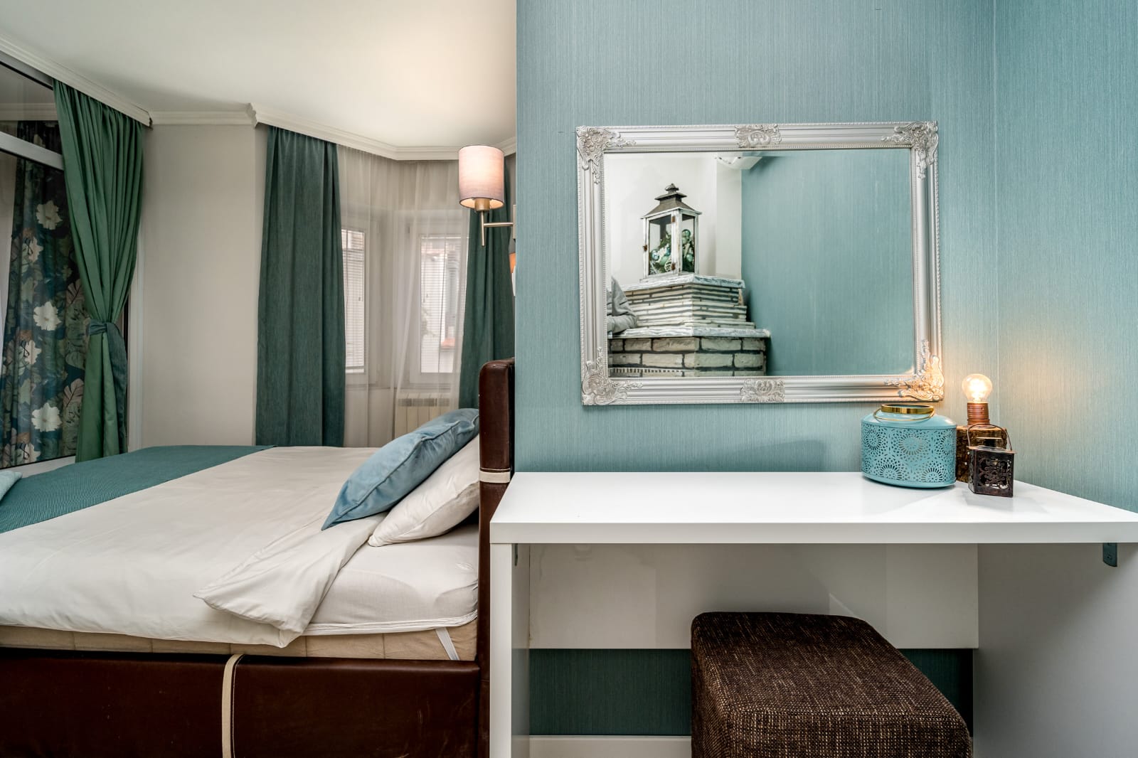 Apartman Queen, radni sto