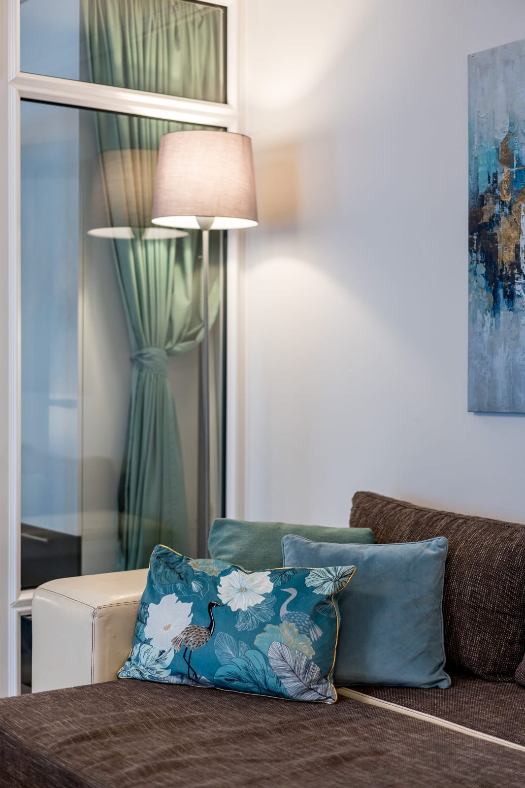 Apartman Queen, jastuci ukrasni
