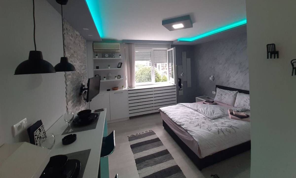 Apartman Split - nov moderan studio apartman za dve osobe u Šumicama.