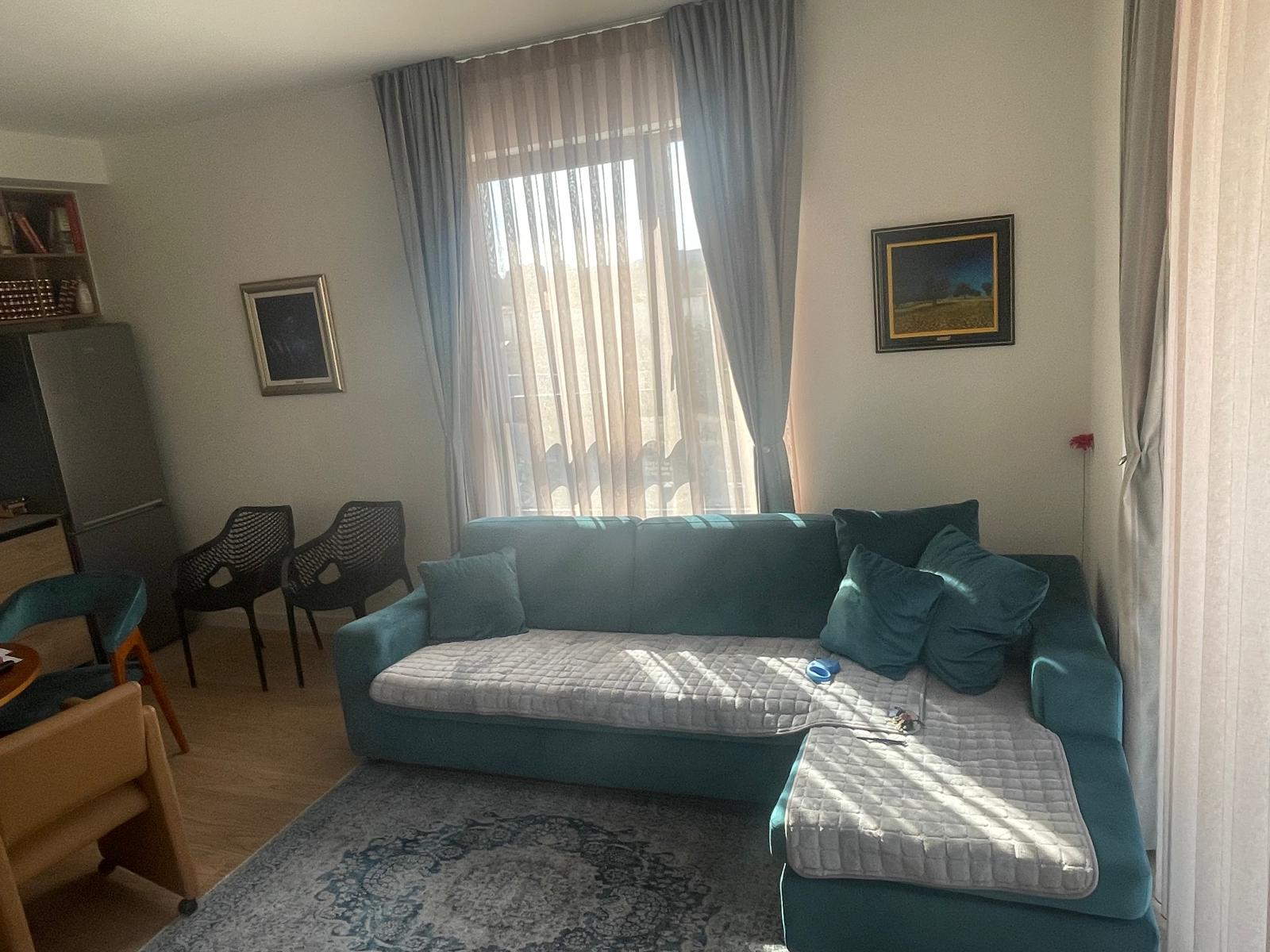 Apartman Simfonija 110, ugaona garnitura