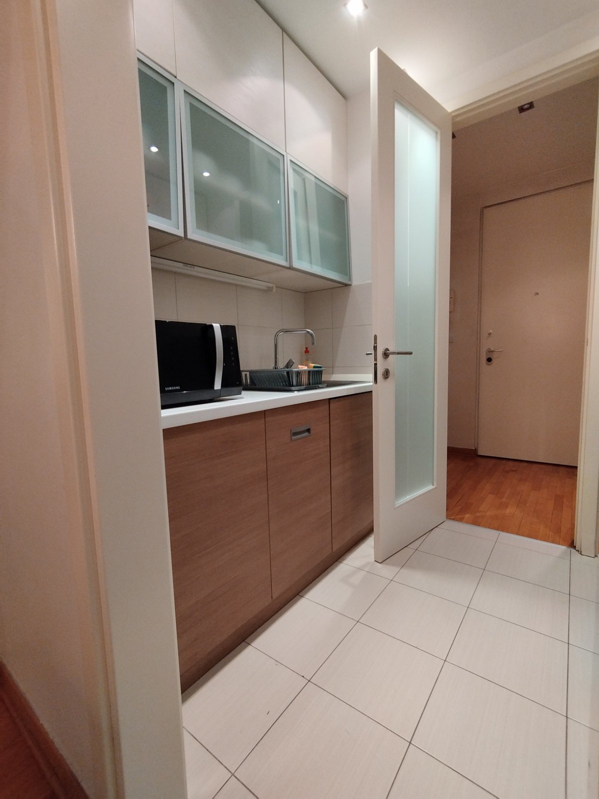 Apartman Bangkok, mikrotalasna