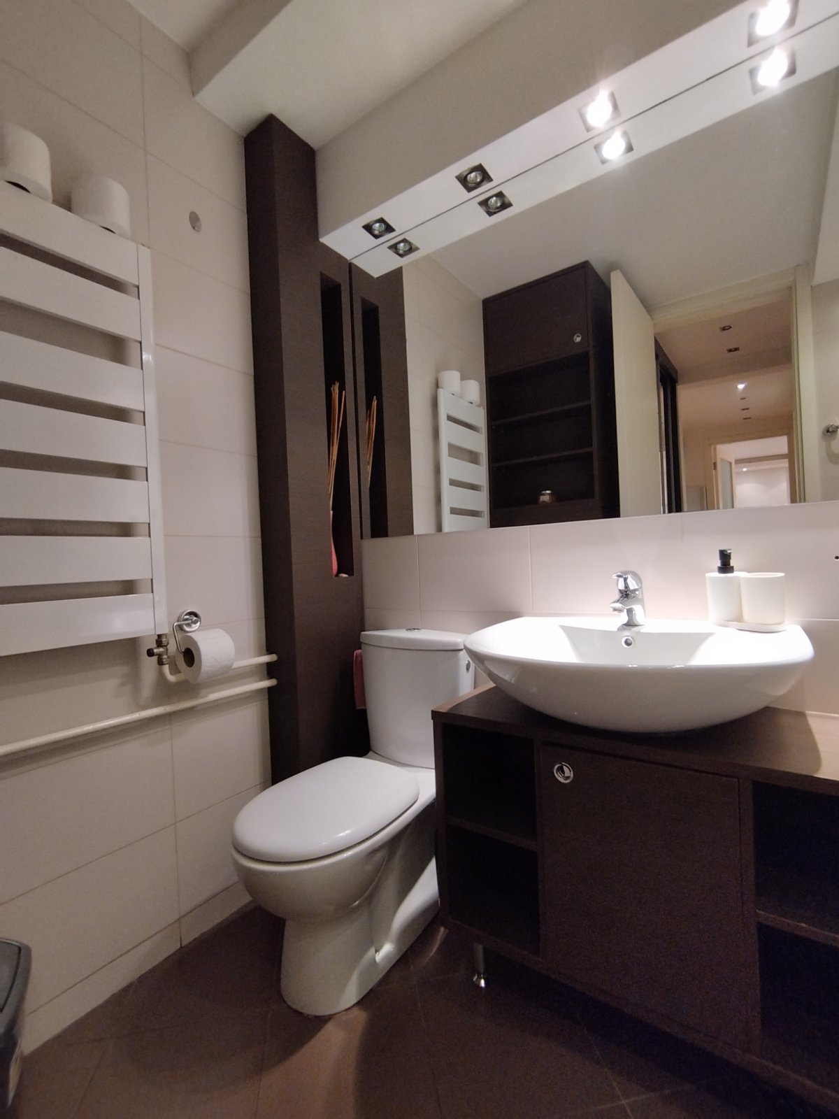 Apartman Bangkok, lavabo