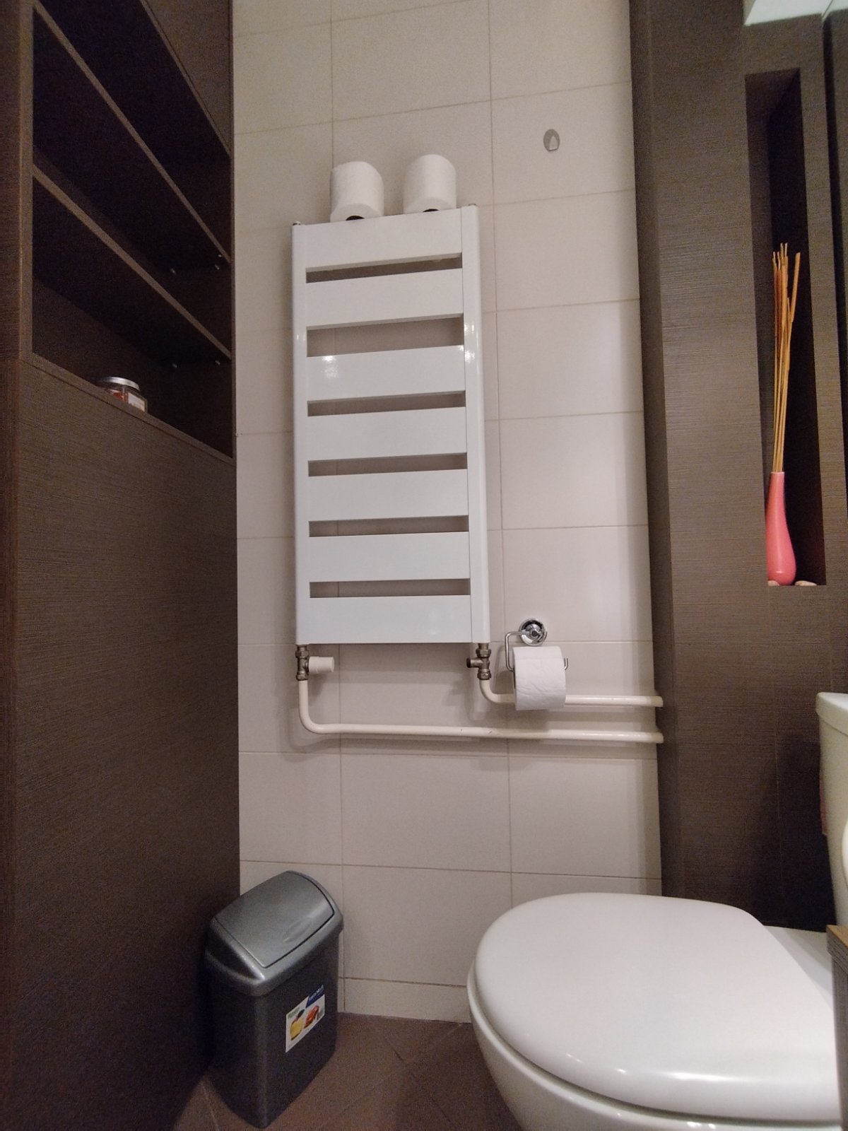 Apartman Bangkok, radijator