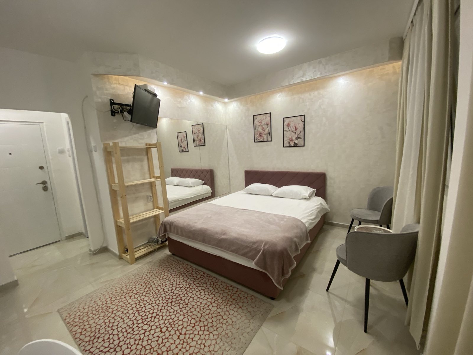 Apartman Danilo, centar grada, Poštanska štedionica, dnevna soba