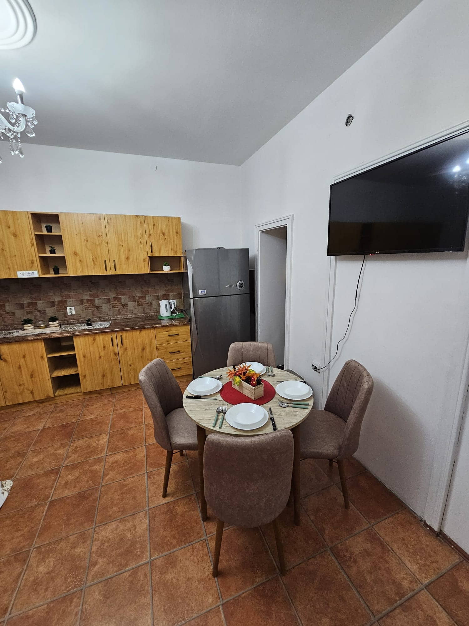 Apartman Kalina, trpezarija sa televizorom