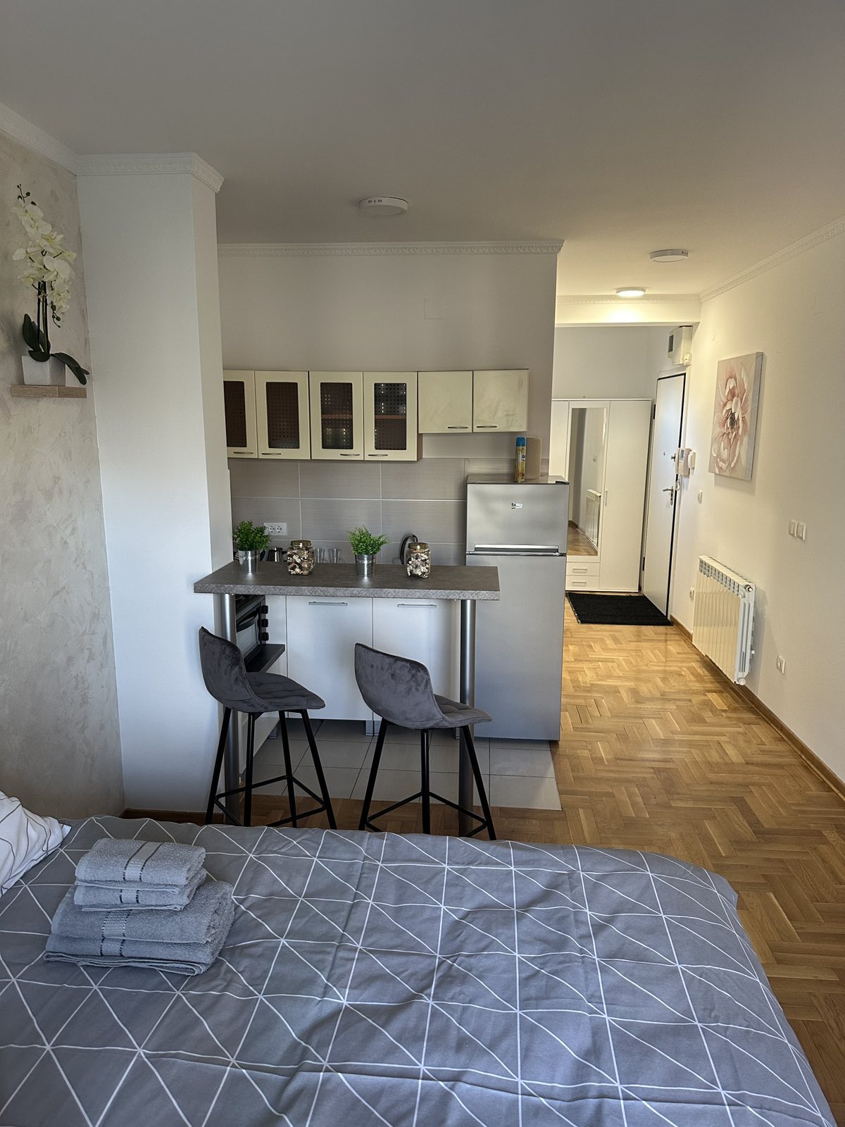 Apartman Ksenija, šank stolice