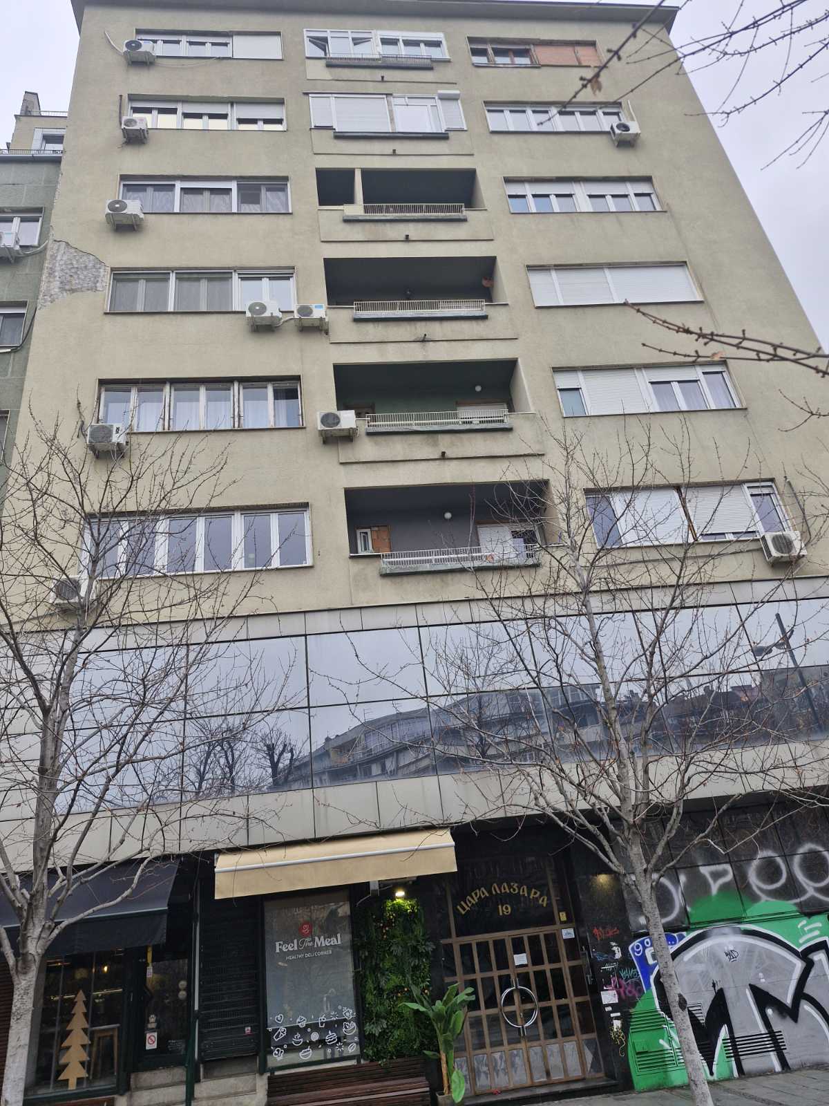 Apartman Lazar, zgrada