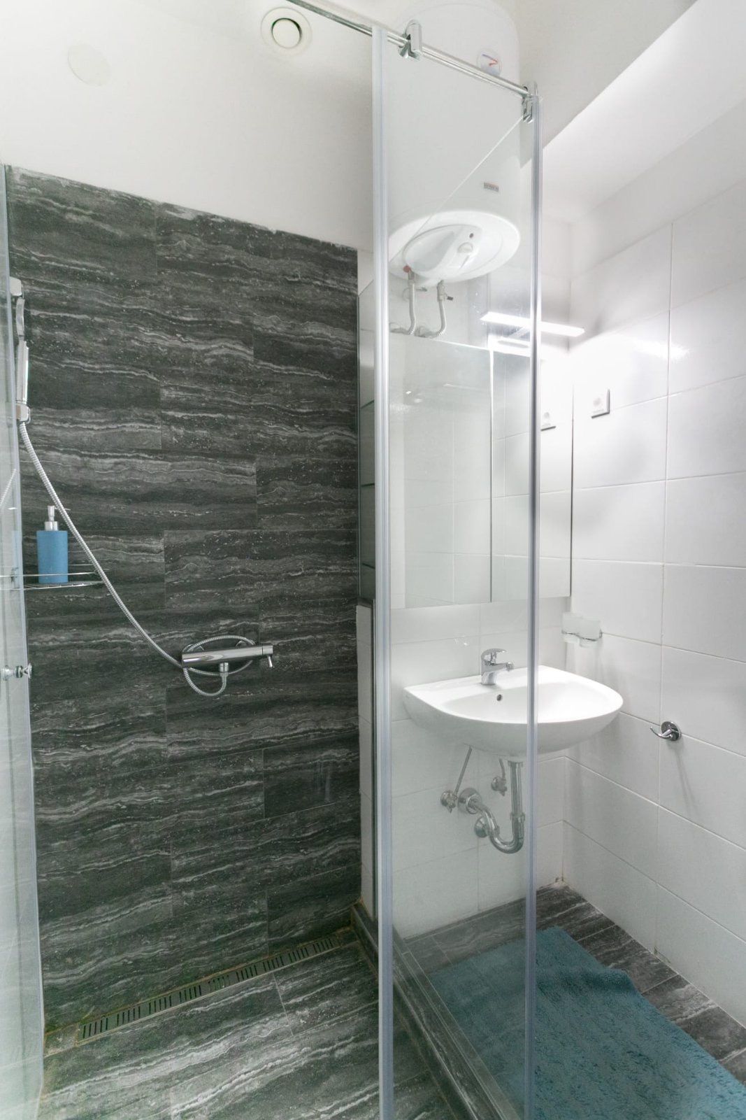 Apartman Mata 2, tuš kabina