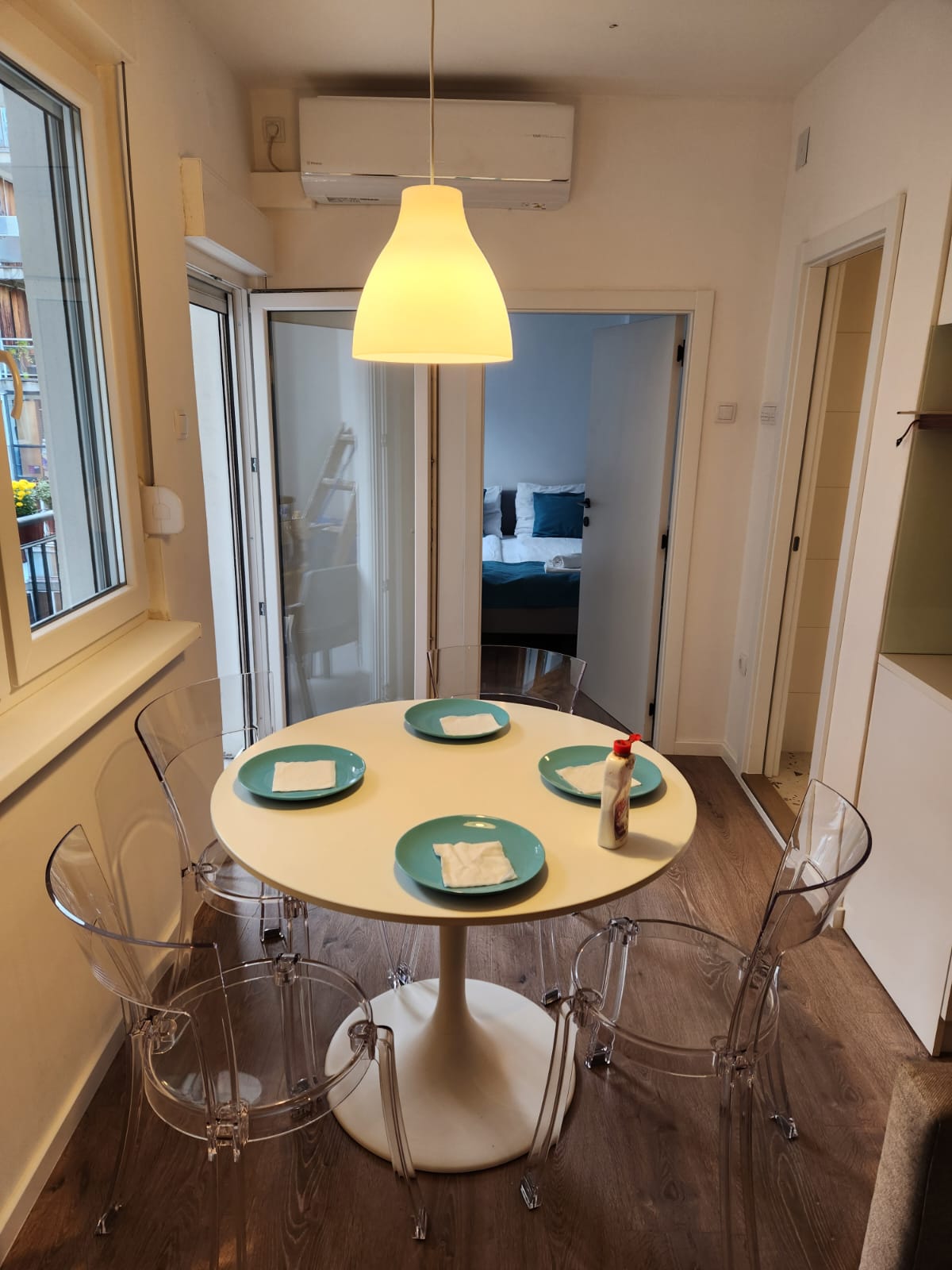 Apartman Modern cosy suite, trpezarija