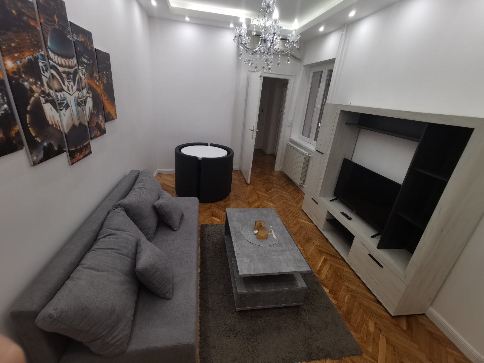 Apartman Mutapova, trosed