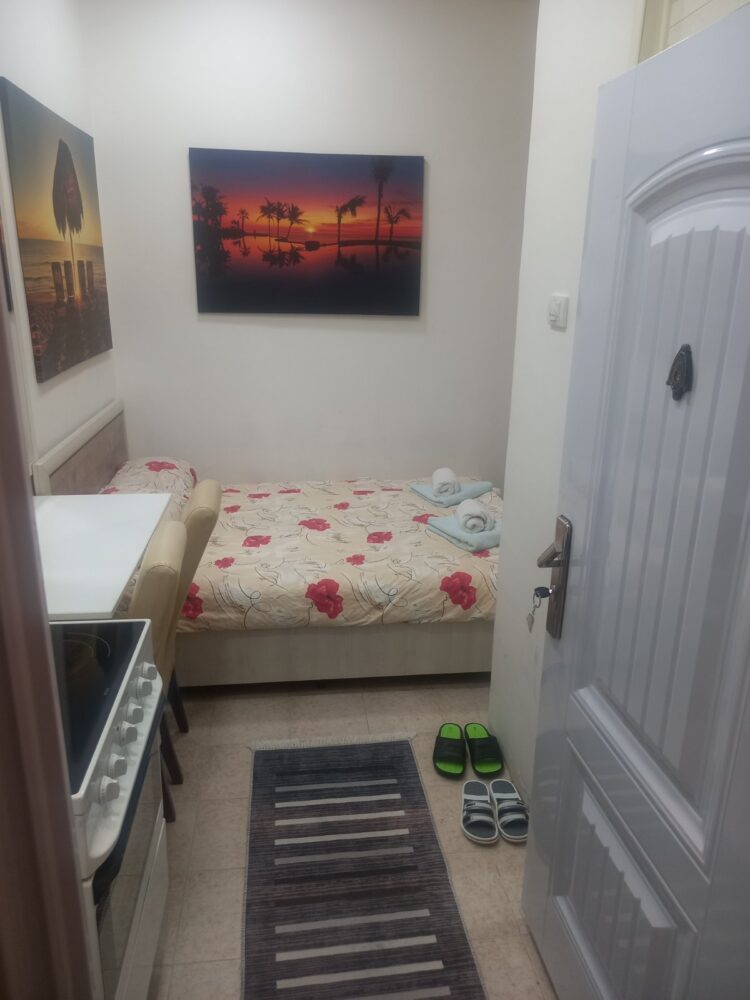 Apartment Thumbnail